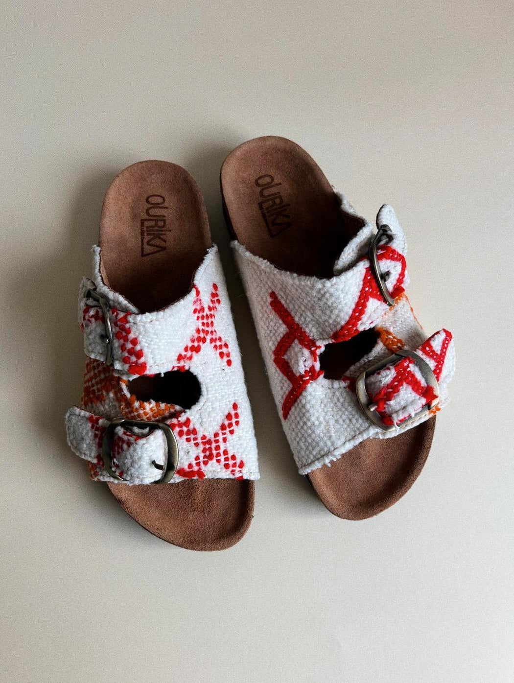 KILIM SLIPPERS SIZE 39