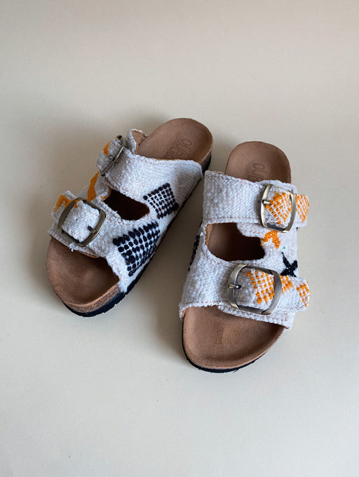 KILIM SLIPPERS SIZE 37