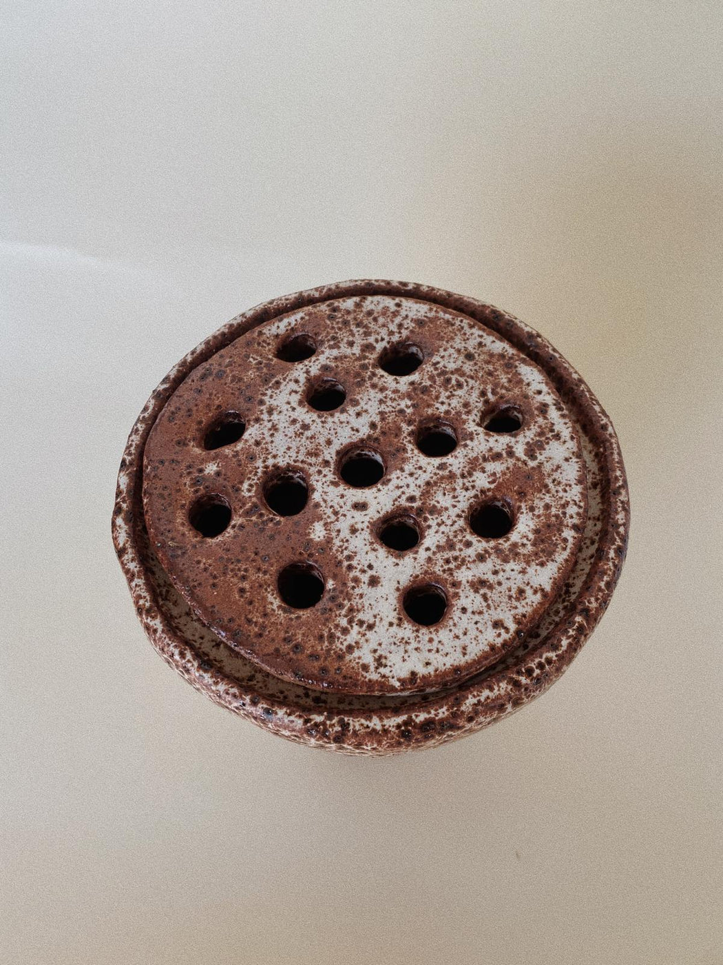 Earth Wildflower Ceramic Vase – Removable Top Plate | Ochre