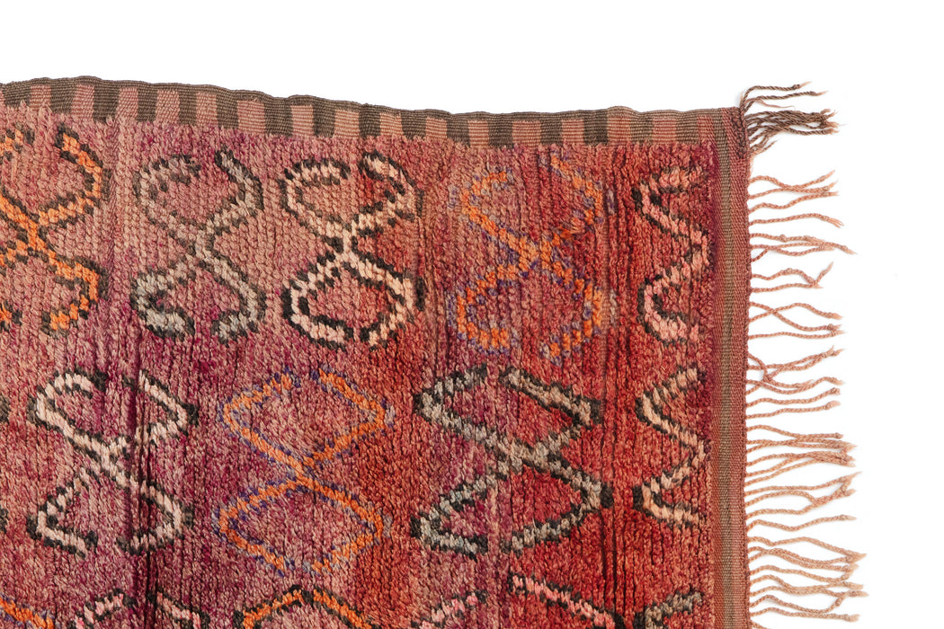 The Colette rug is a one-of-a-kind Boujad rug, hand loomed by the Berber tribes using thousand of years old weaving techniques. A large Moroccan Boujad Rug. 100% wool. One Only.